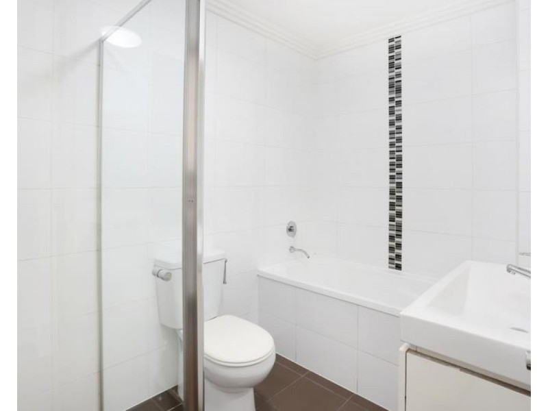 2/45-51 Balmoral Road, Northmead NSW 2152